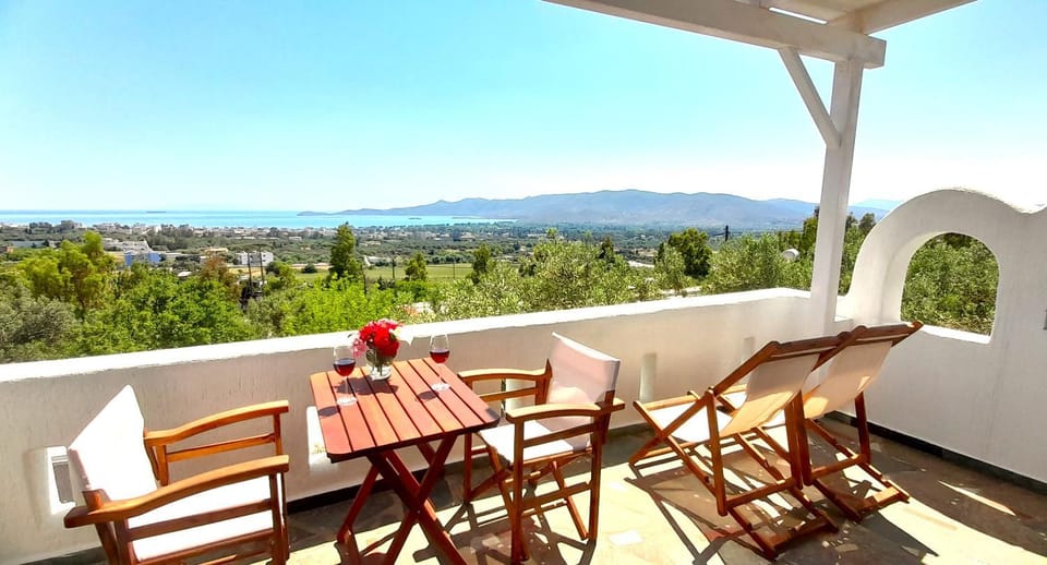 Patio, Day, Natural landscape, View (from property/room), Balcony/Terrace, Living room, Seating area, Dining area, Mountain view, Sea view