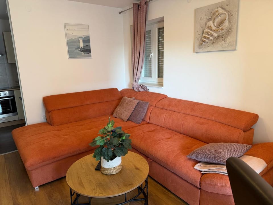 Muring Apartments Bed and Breakfast in Šibenik-Knin County, Croatia