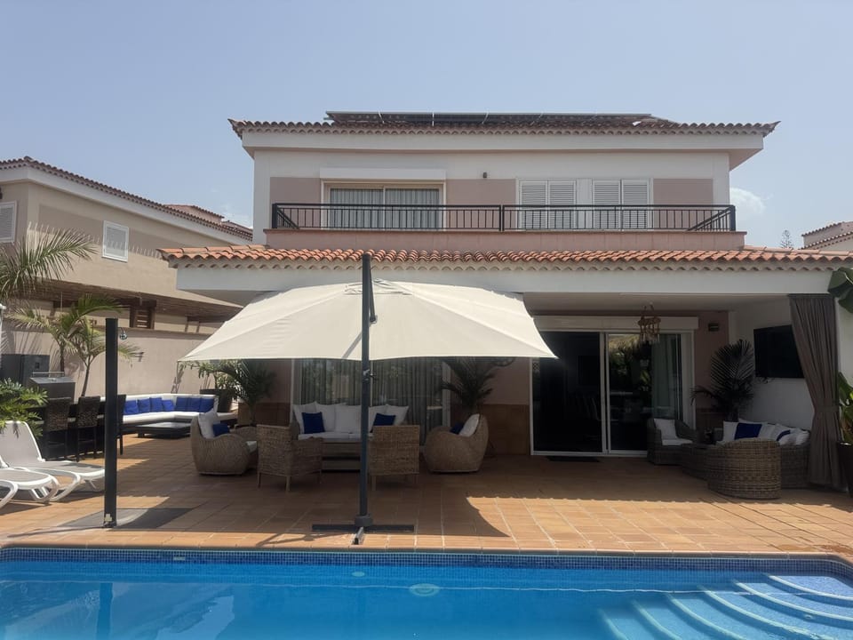 Patio, View (from property/room), Sea view, Swimming pool