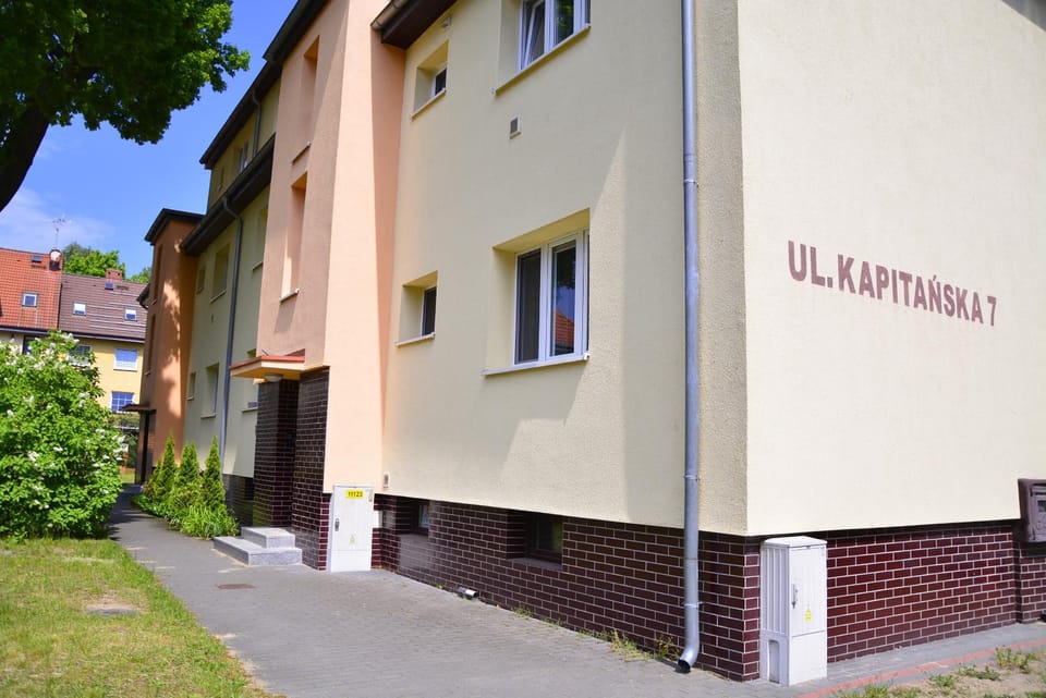 Property building, Neighbourhood