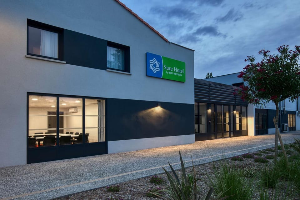 Property building, On site