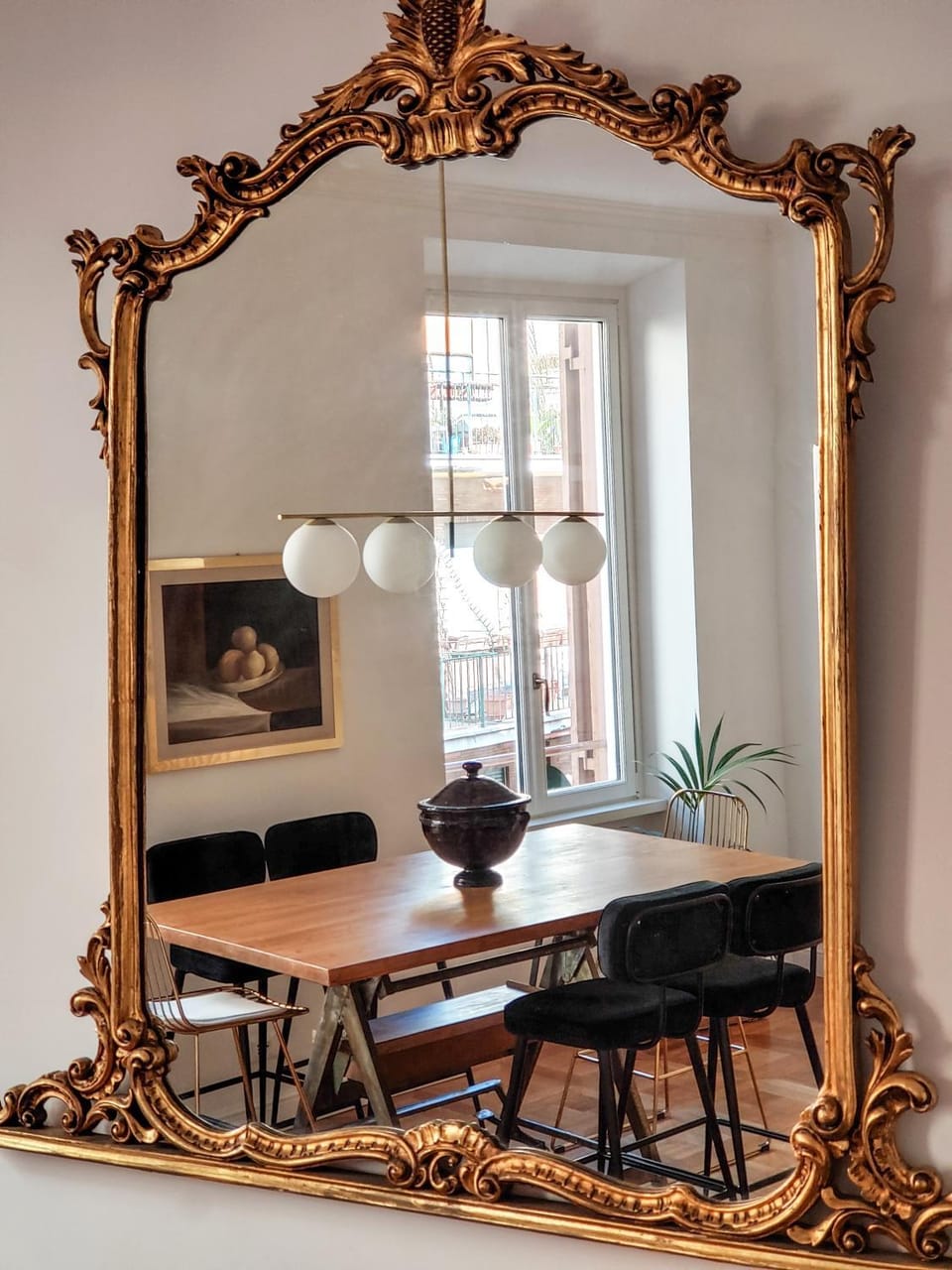 Decorative detail, Dining area