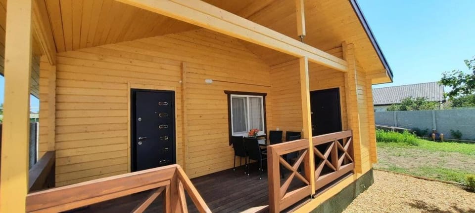 Новый дом целиком 800м от моря за городом в тихом уютном месте Apartment in Odessa Oblast