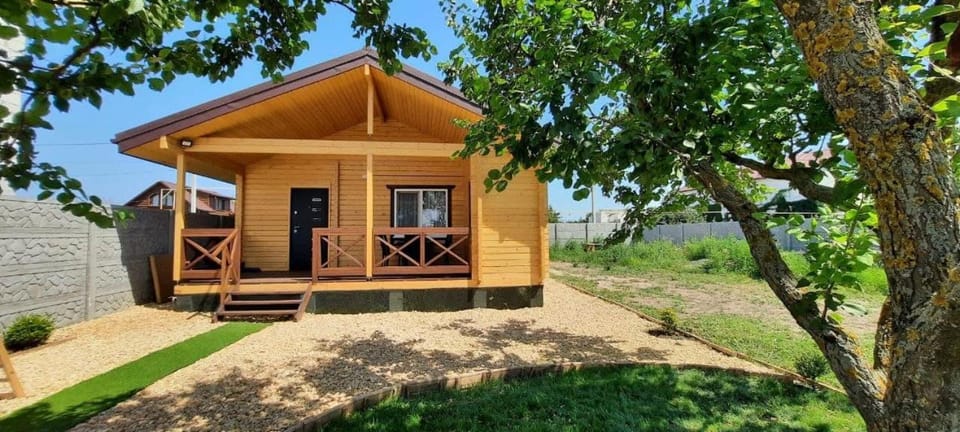 Новый дом целиком 800м от моря за городом в тихом уютном месте Apartment in Odessa Oblast