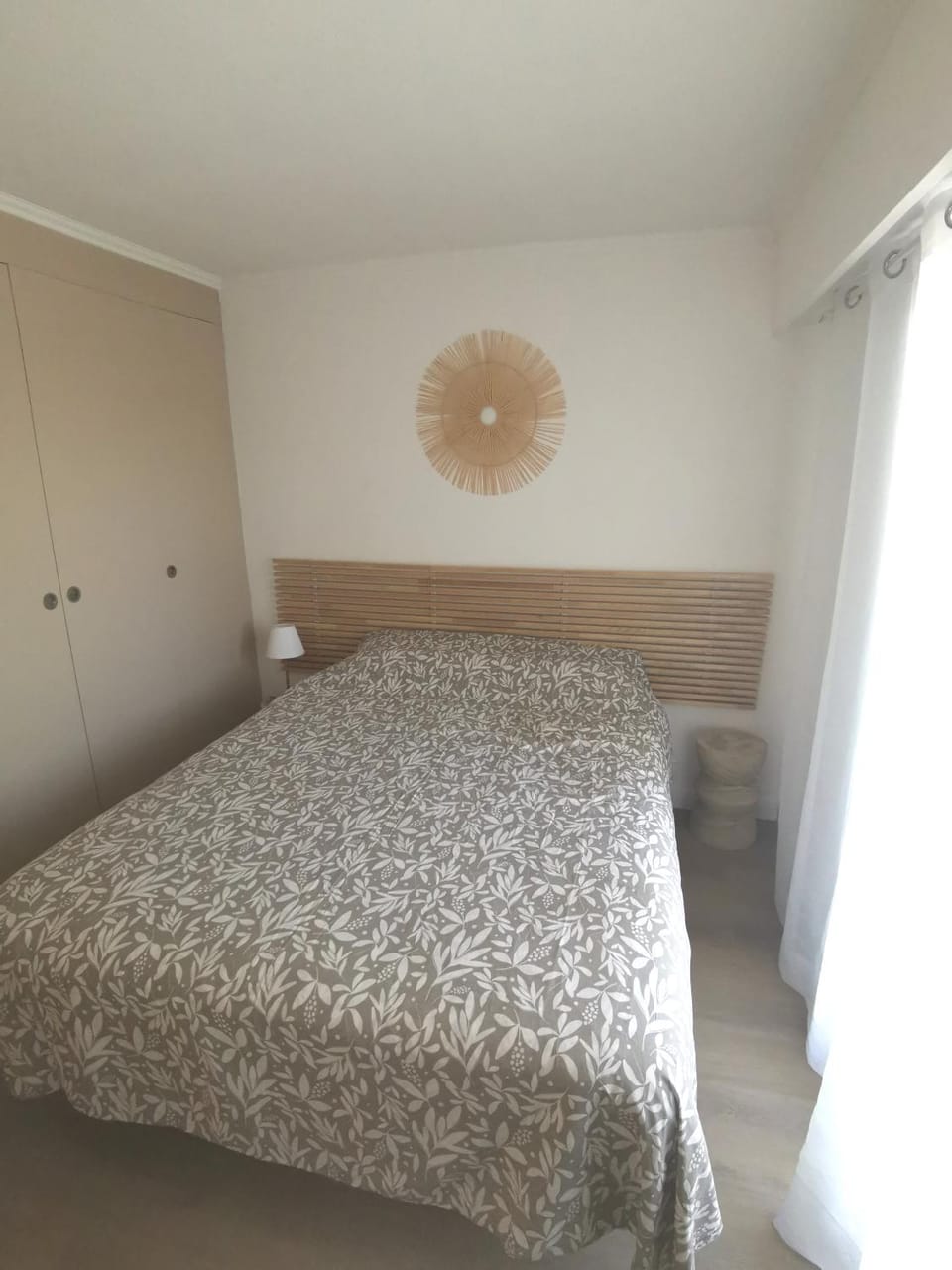 Residence Le Lido, appartement privé à 50 m de la mer, piscine Apartment in Cagnes-sur-Mer
