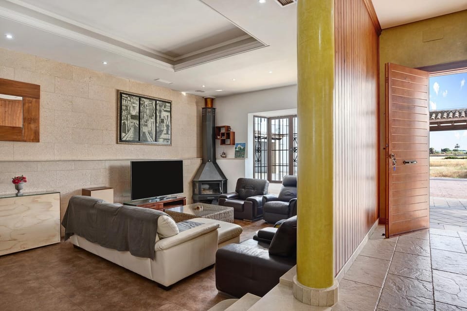 Property building, Living room