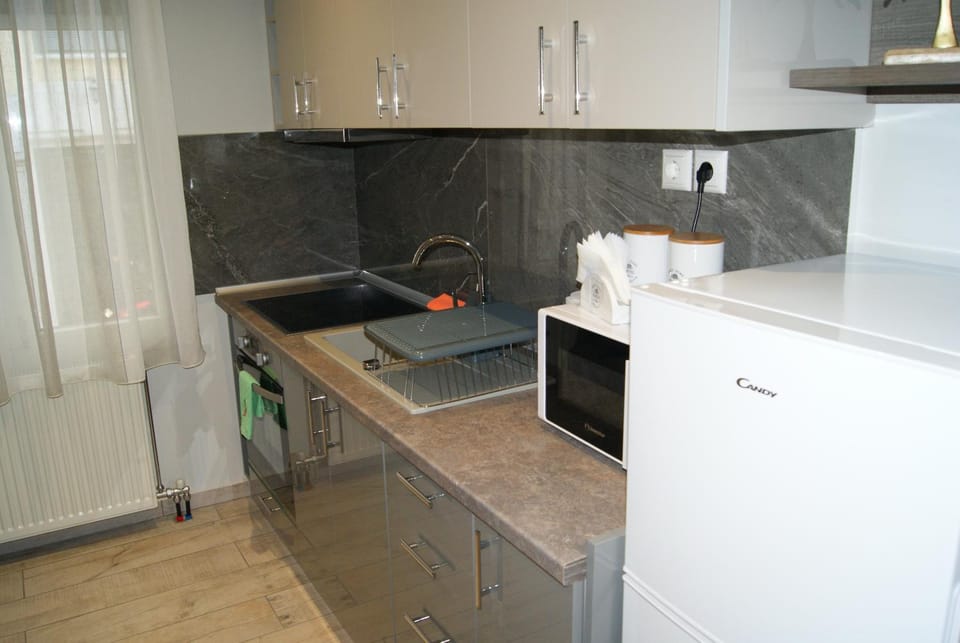 City Room Apartment in Volos