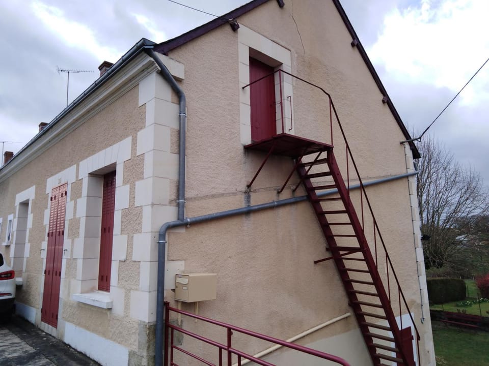 Facade/entrance