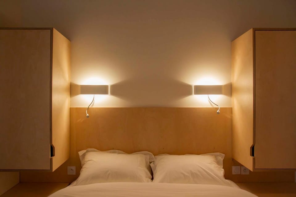 Une chambre à l'Economat Bed and Breakfast in Bordeaux