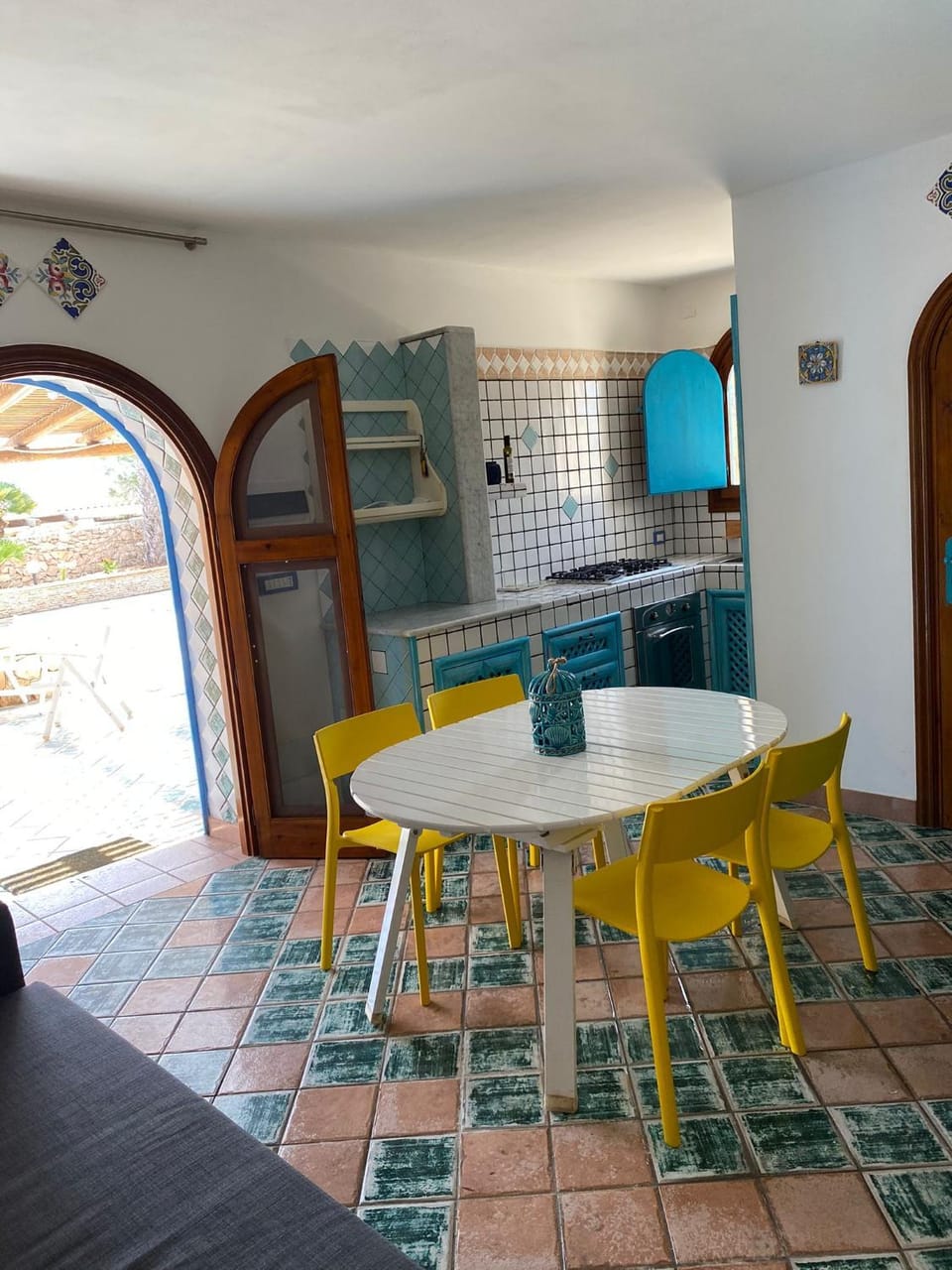 Kitchen or kitchenette, Living room