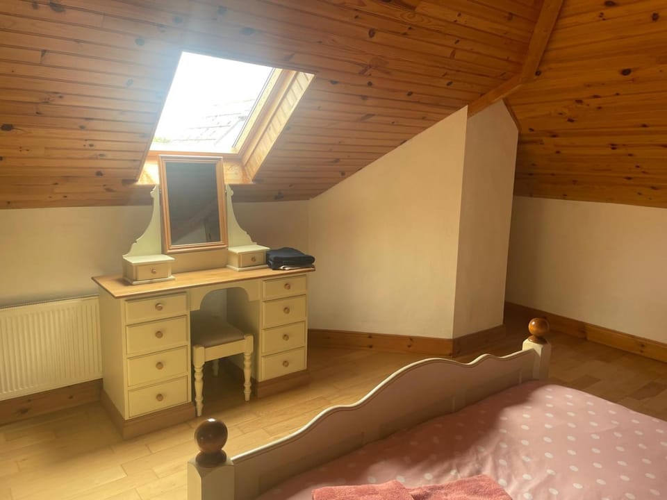 Katy Kellys Countryside Self Catering Cottage House in County Galway