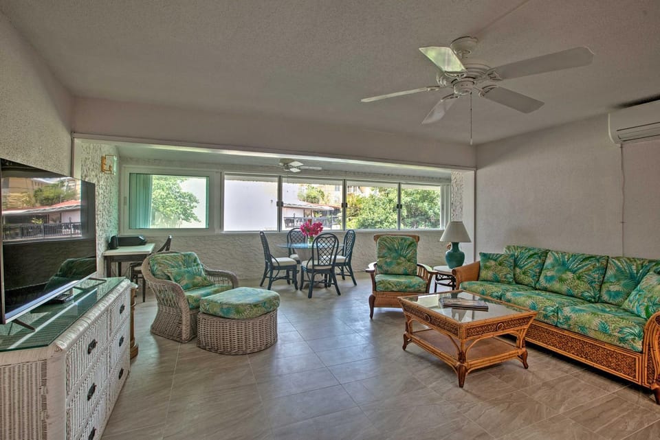 Beachfront St Croix Condo w/ Pool + Lanai! House in St. Croix