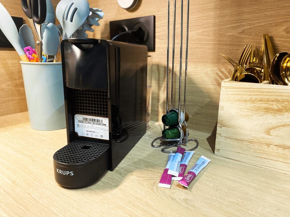 Coffee/tea facilities, Kitchen or kitchenette