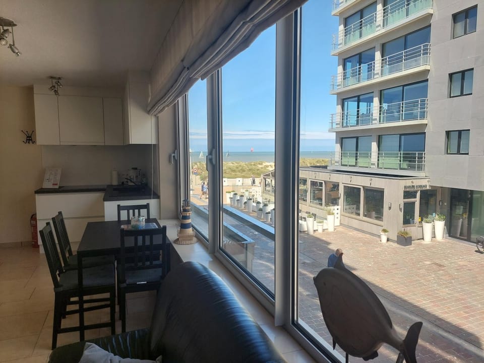 View (from property/room), Kitchen or kitchenette