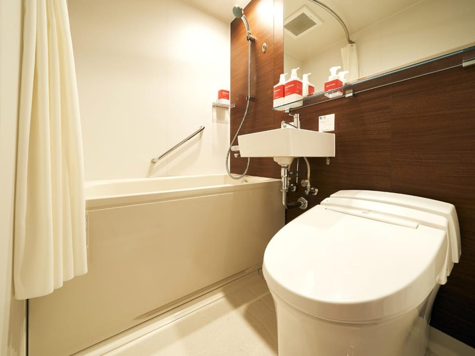 Rakuten STAY Tokyo Asakusa Twin Room with Unit Bath Bed and Breakfast in Japan