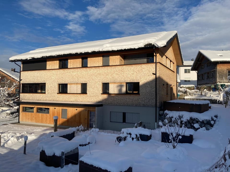Property building, Winter