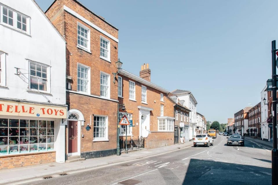 Dolls House House in Henley-on-Thames