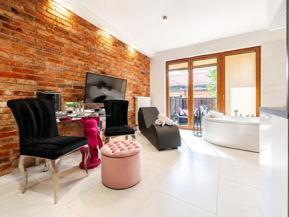 Jacuzzi Rakowicka Top Apartments Apartment in Krakow