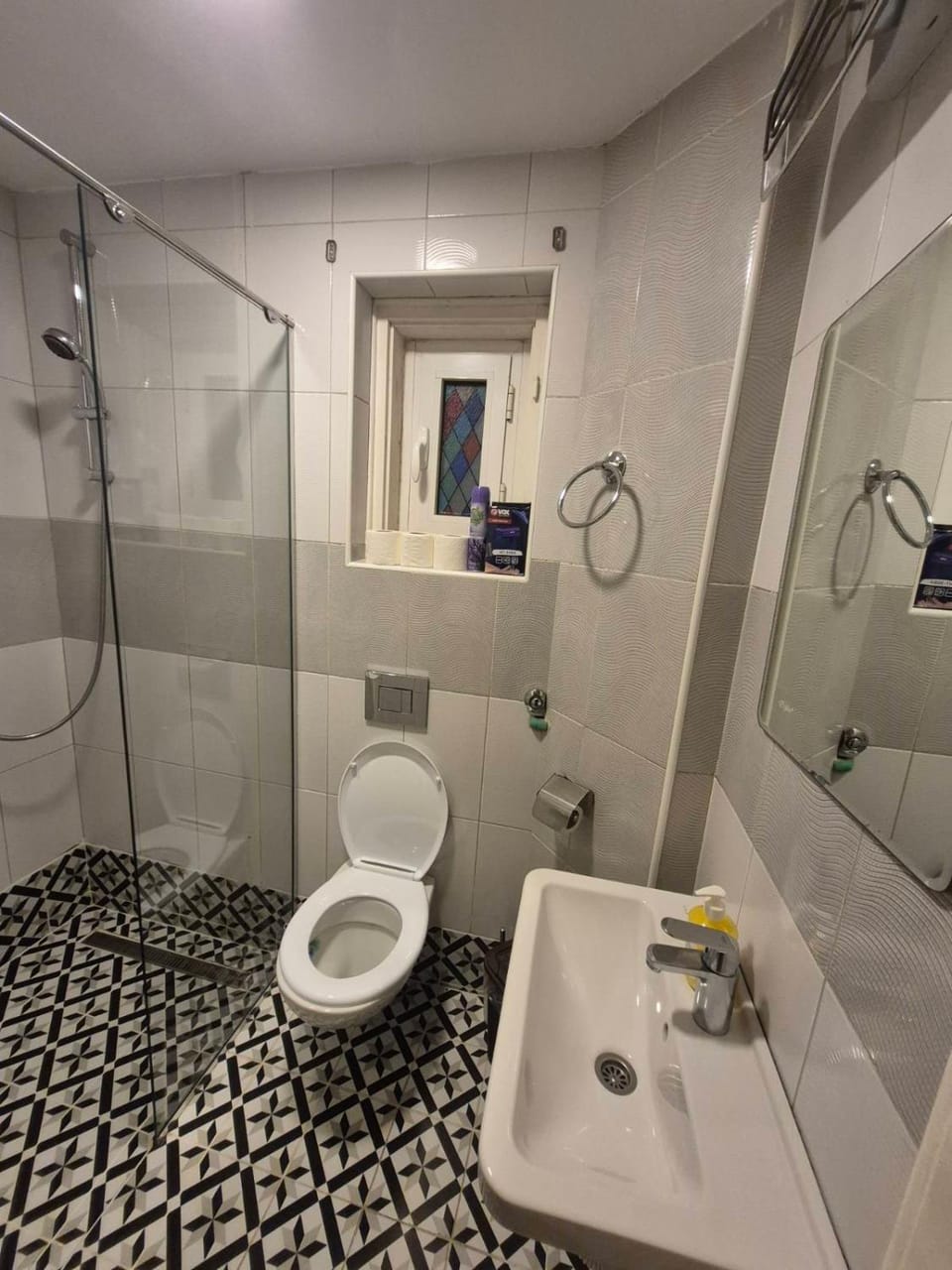 Shower, Toilet, Bathroom