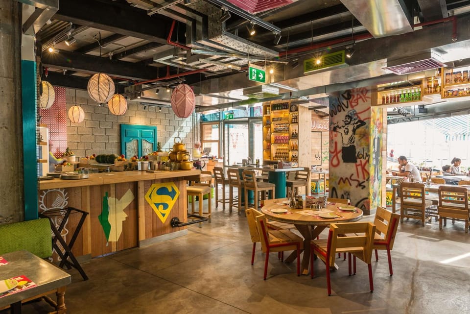 Restaurant/places to eat, Dining area