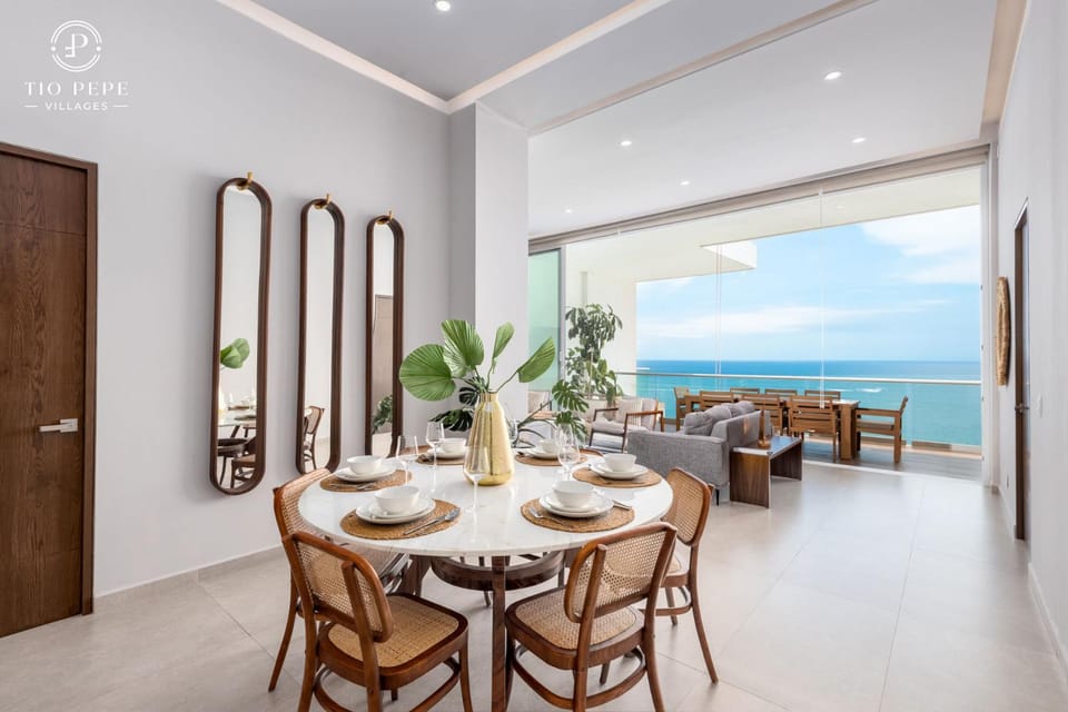 Dining area, Sea view
