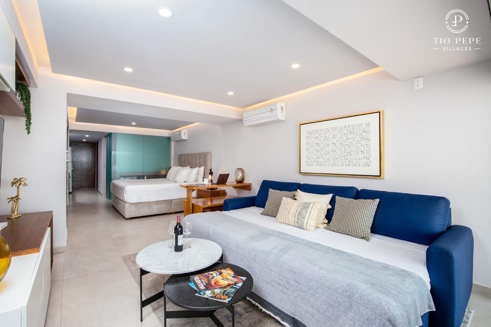 Living room, Photo of the whole room, Seating area