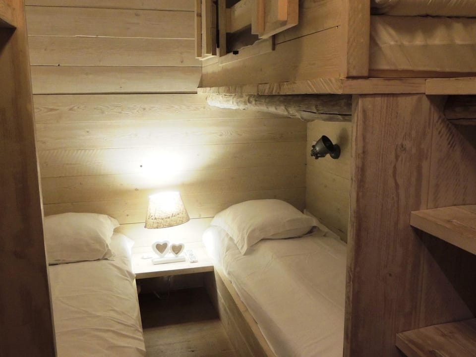 T2 cabine charme avec piscine et sauna, Les Gets - FR-1-598-85 Cabin in Les Gets