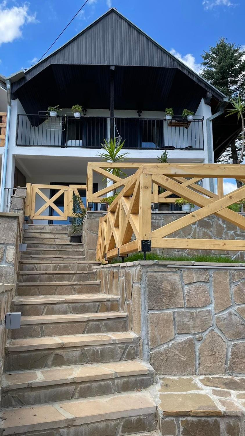 Vila Zapis - Zavojsko jezero House in Serbia