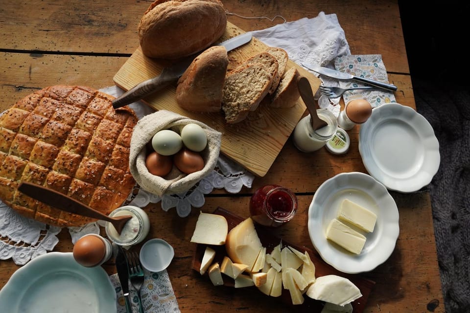 Food and drinks, Food, Breakfast, Continental breakfast
