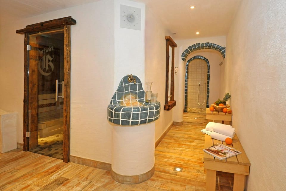 Sauna, Sauna, Spa and wellness centre/facilities