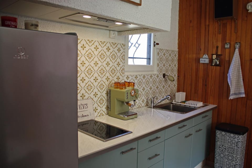 Coffee/tea facilities, Kitchen or kitchenette