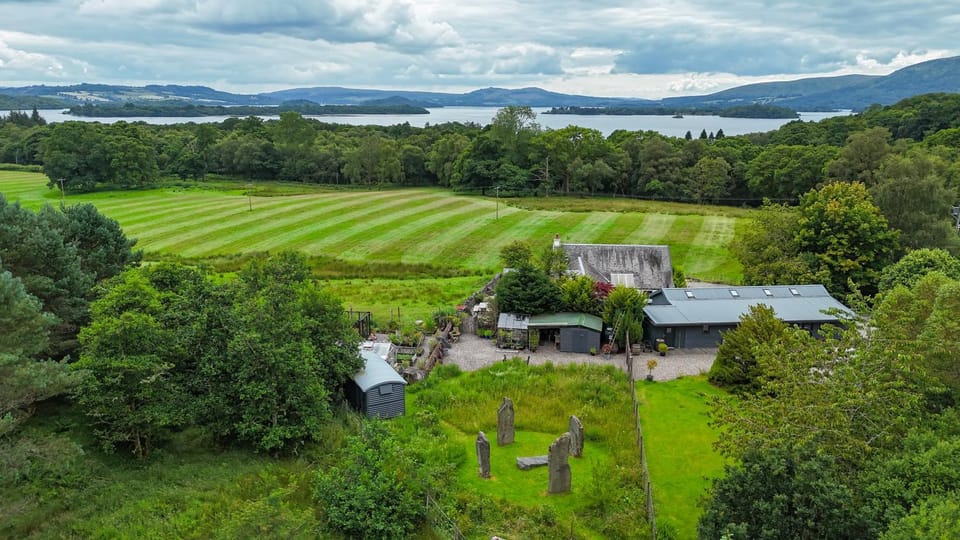 Property building, Natural landscape, Bird's eye view, Lake view