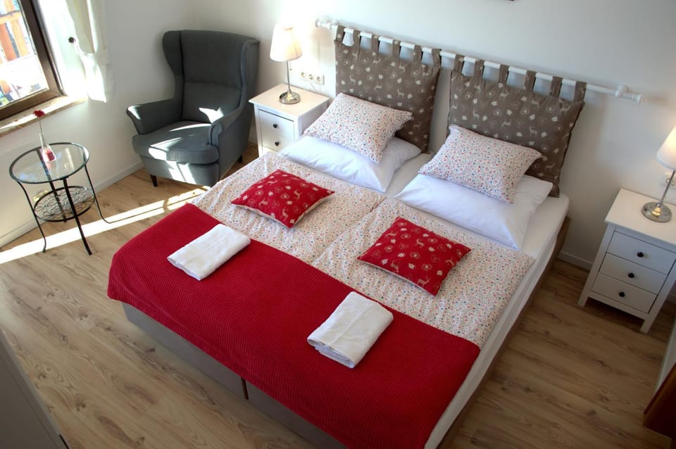 Other, Photo of the whole room, Decorative detail, Bedroom
