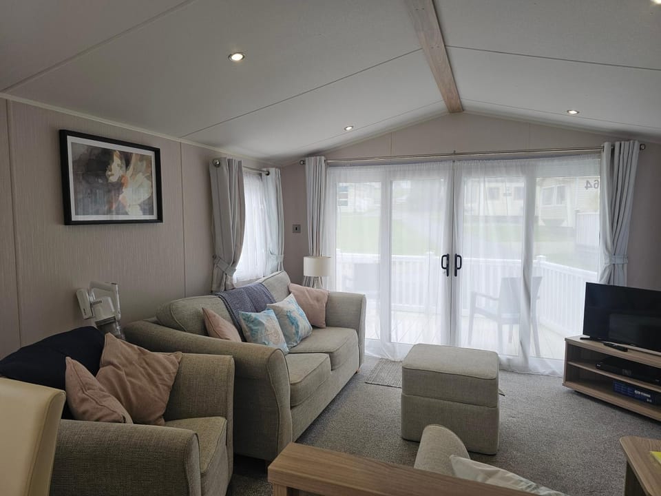 Mawgan Pads Trevella Crantock Campground/ 
RV Resort in Newquay