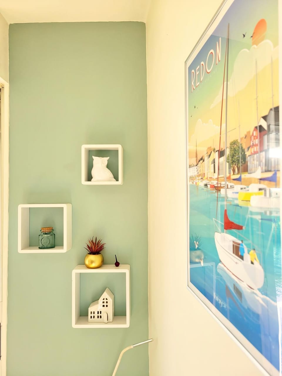Kitchen or kitchenette, Seating area