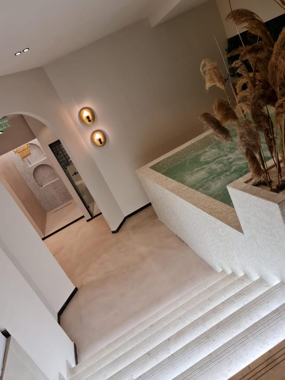 Massage, Sauna, Spa and wellness centre/facilities