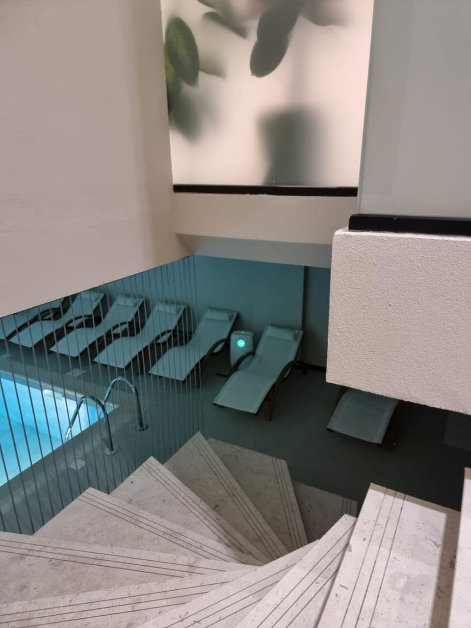 Seating area, Pool view, Swimming pool