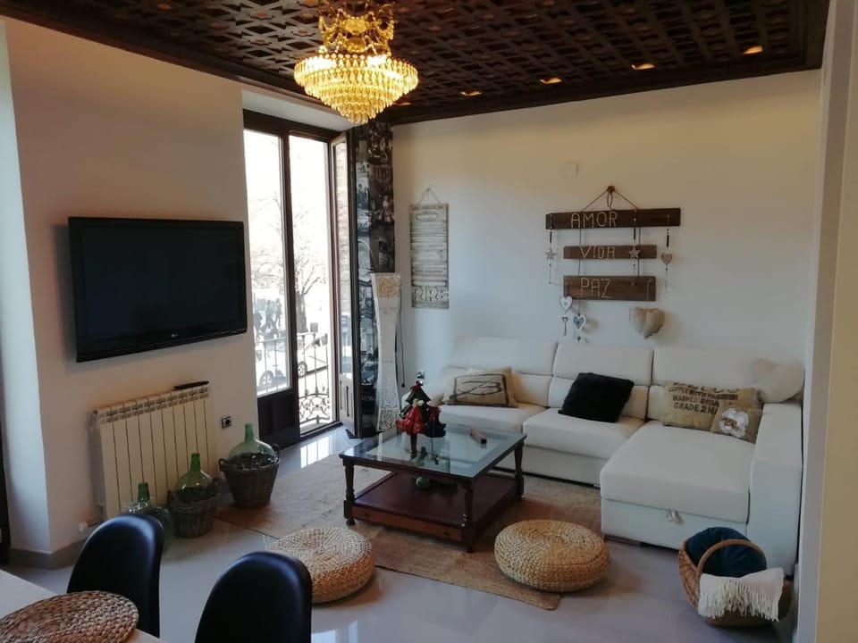 Property building, Seating area