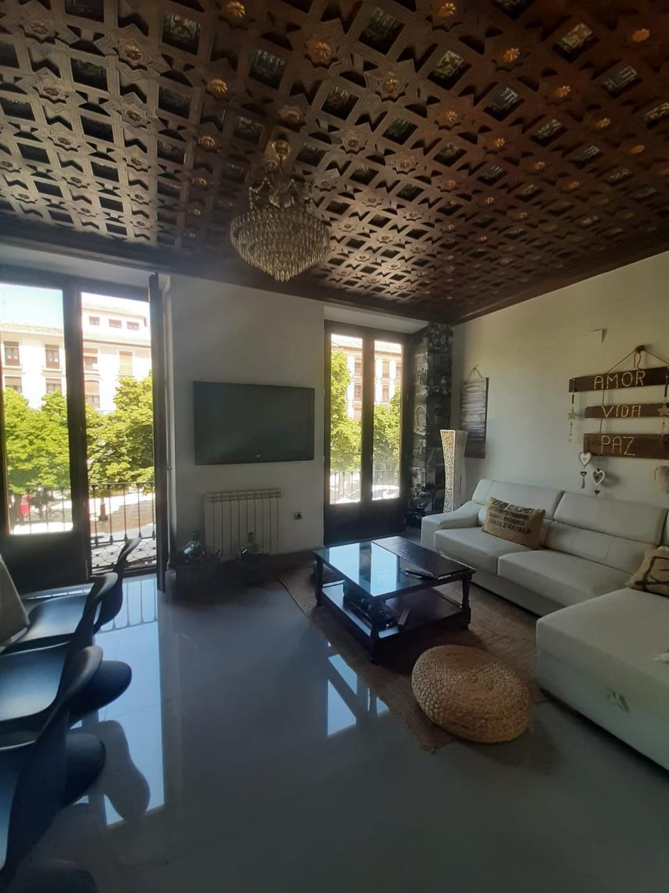 Living room, Lounge or bar