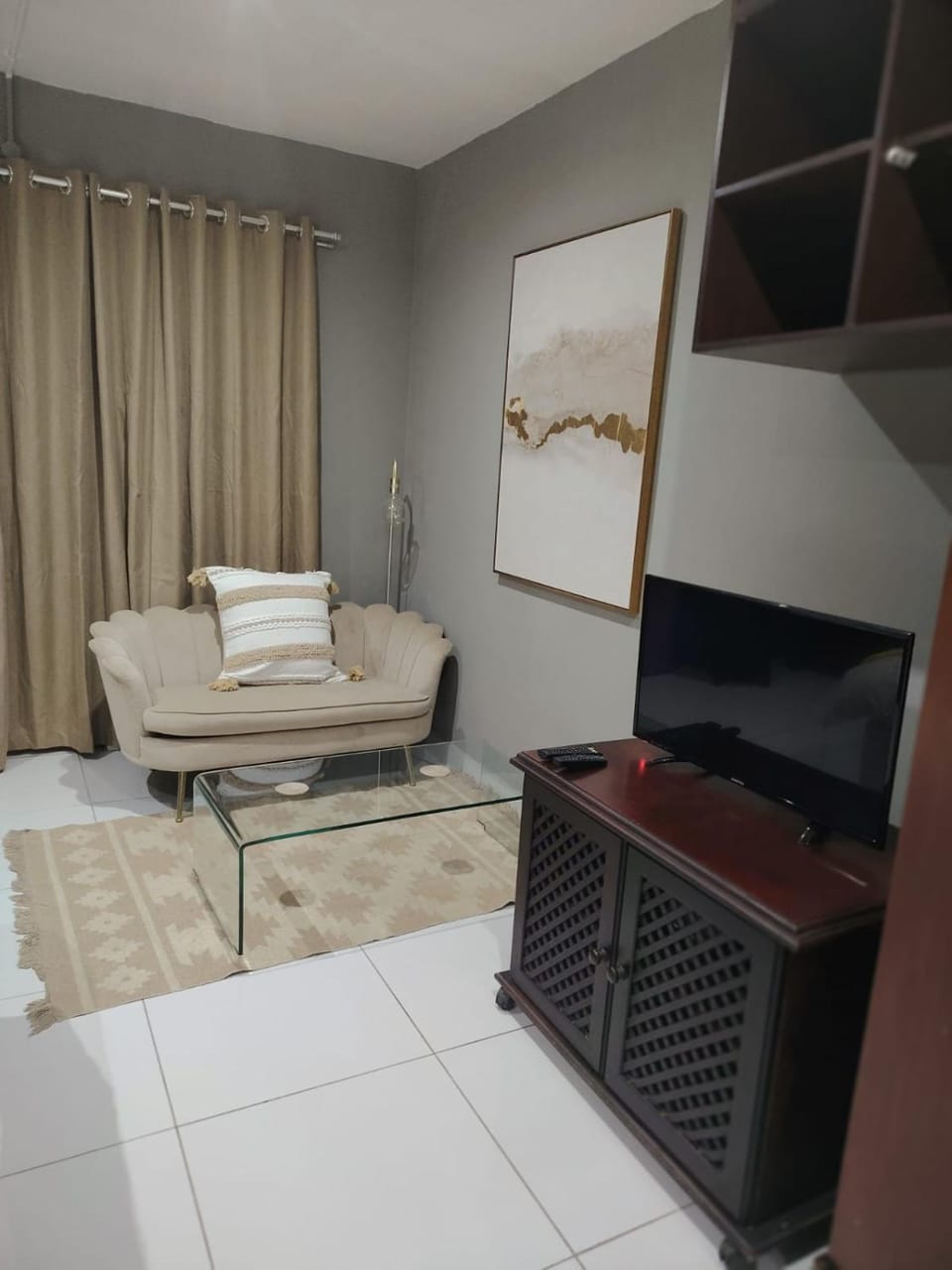 TV and multimedia, Seating area