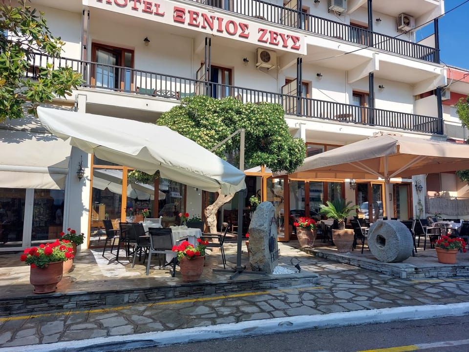 Xenios Zeus Hotel in Halkidiki