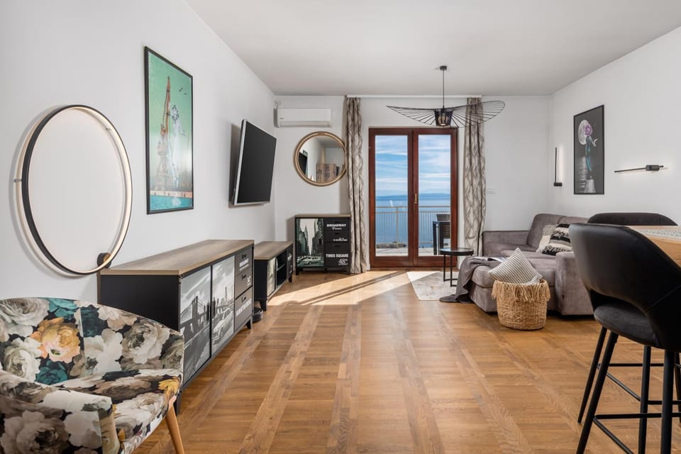 Apartment Mak Apartment in Opatija