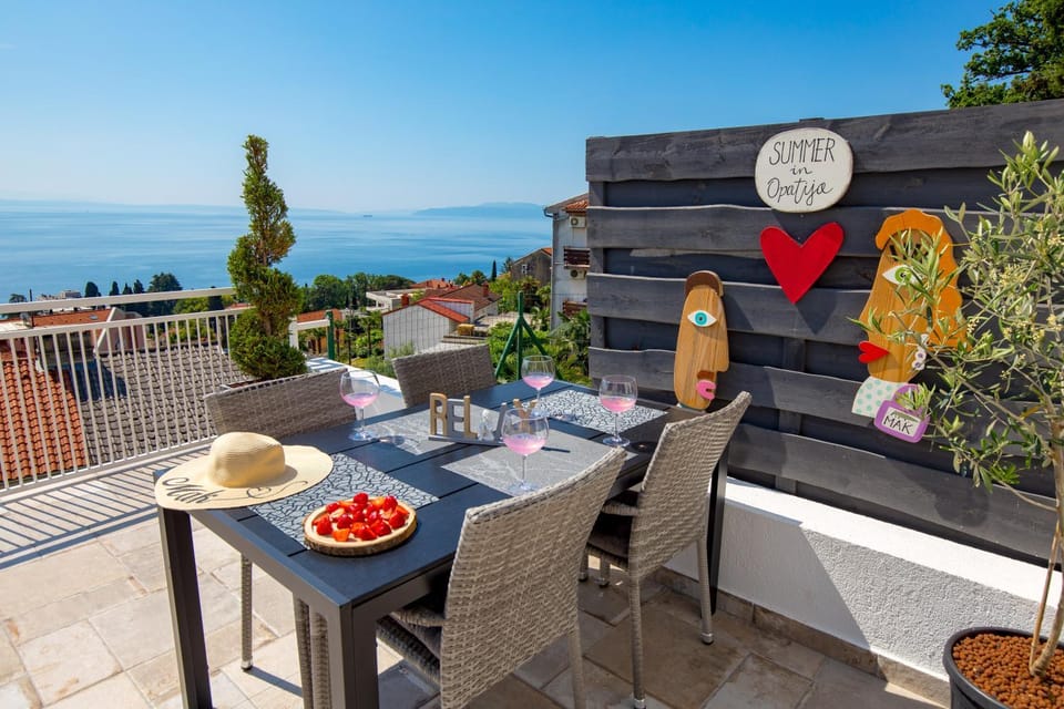 Apartment Mak Apartment in Opatija