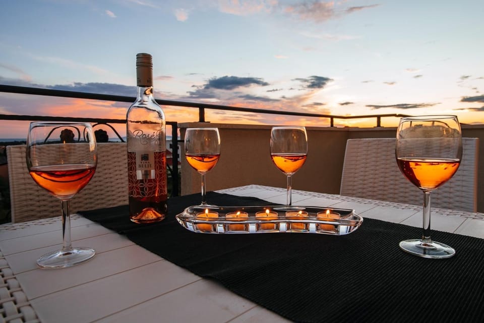 View (from property/room), Balcony/Terrace, Sunset