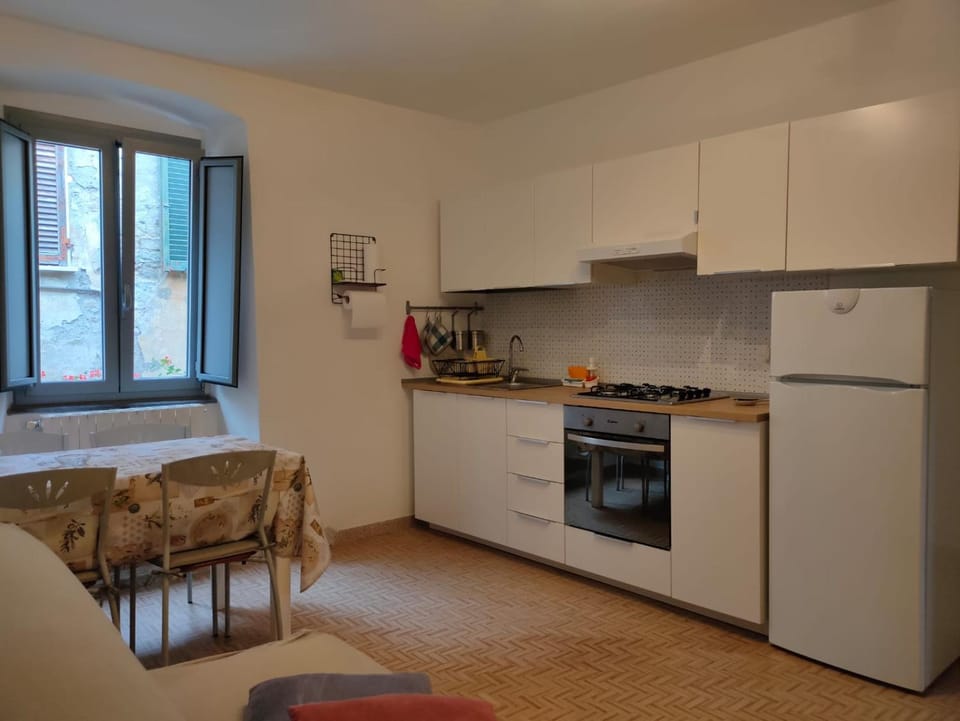 appartamento a Fosdinovo Apartment in Province of Massa and Carrara