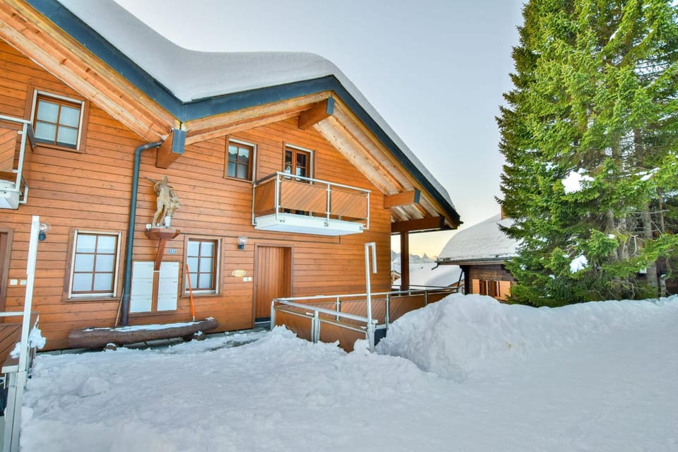 Wilhelm Tell Duplex Apartment in Canton of Valais