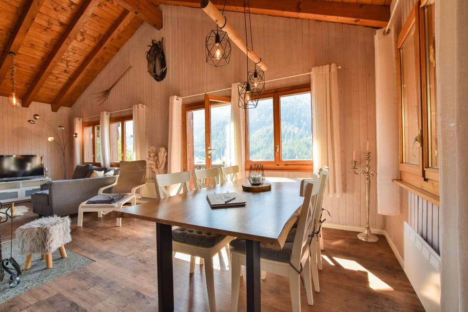 Chalet Bülbül Chalet in Canton of Valais