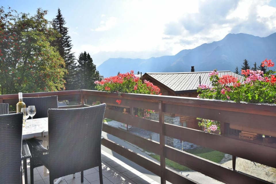 Waldesrand Matterhorn Apartment in Canton of Valais