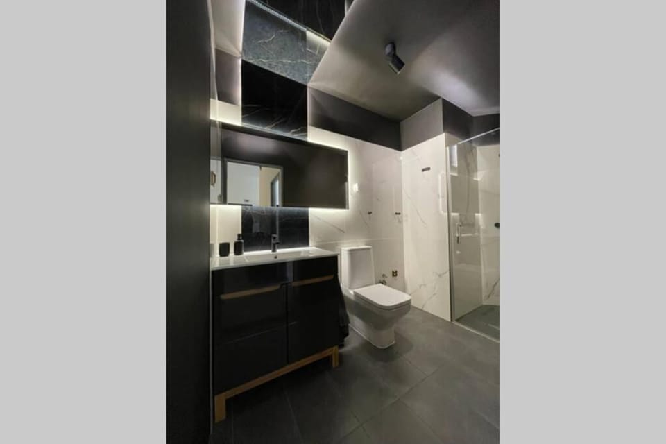 DarkHouse2 Apartment in Masovian Voivodeship