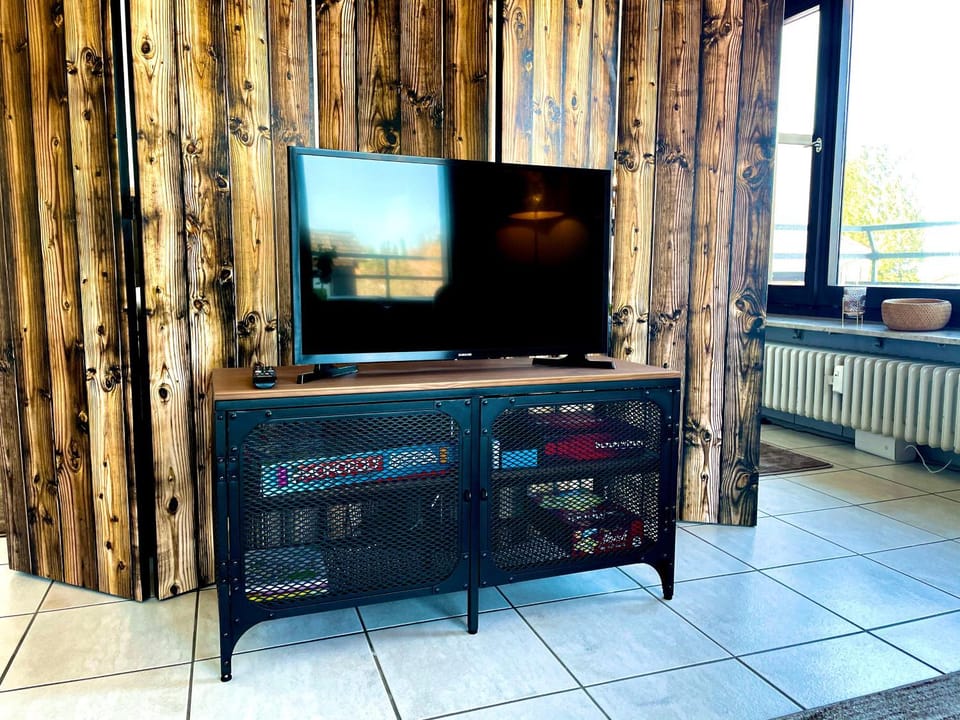 TV and multimedia, Living room